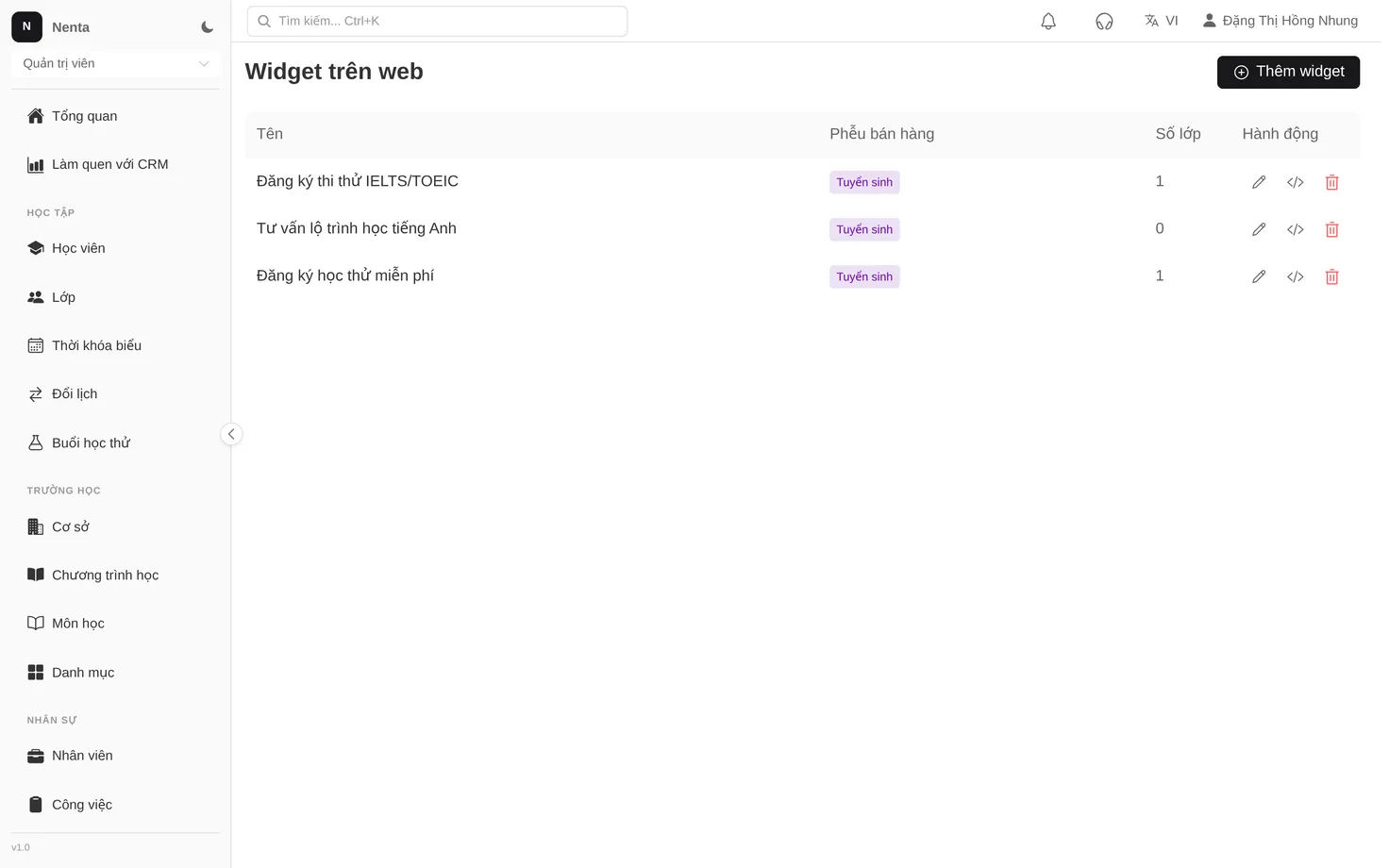 Danh sách widget trên web với cột quy trình tuyển sinh và nút lấy mã chèn trang